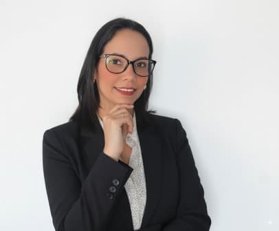 Mariana - Passionate Teacher